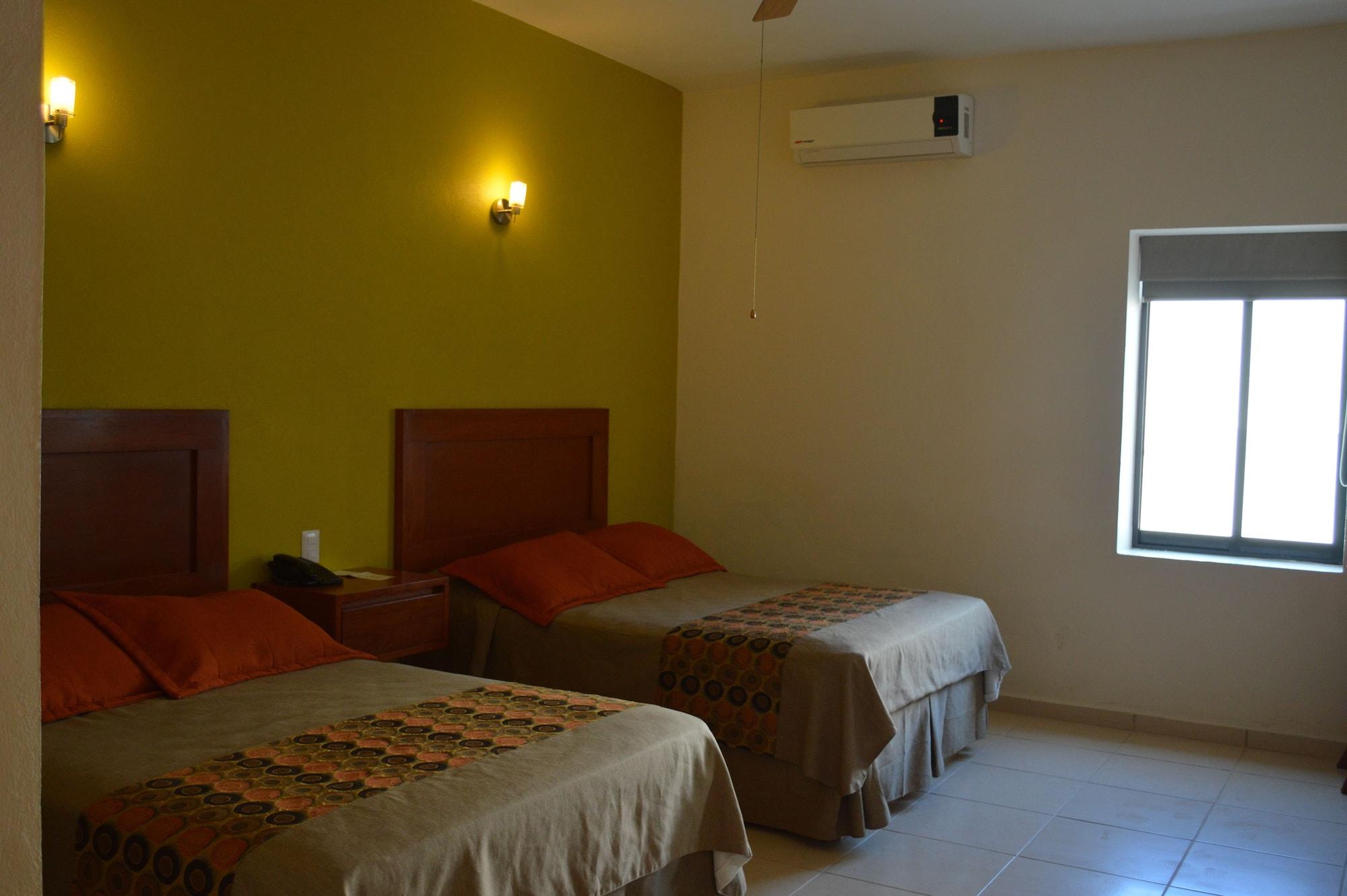 Concierge Plaza La Villa Colima Buitenkant foto