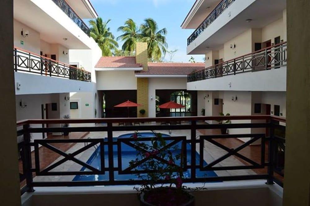 Concierge Plaza La Villa Colima Buitenkant foto