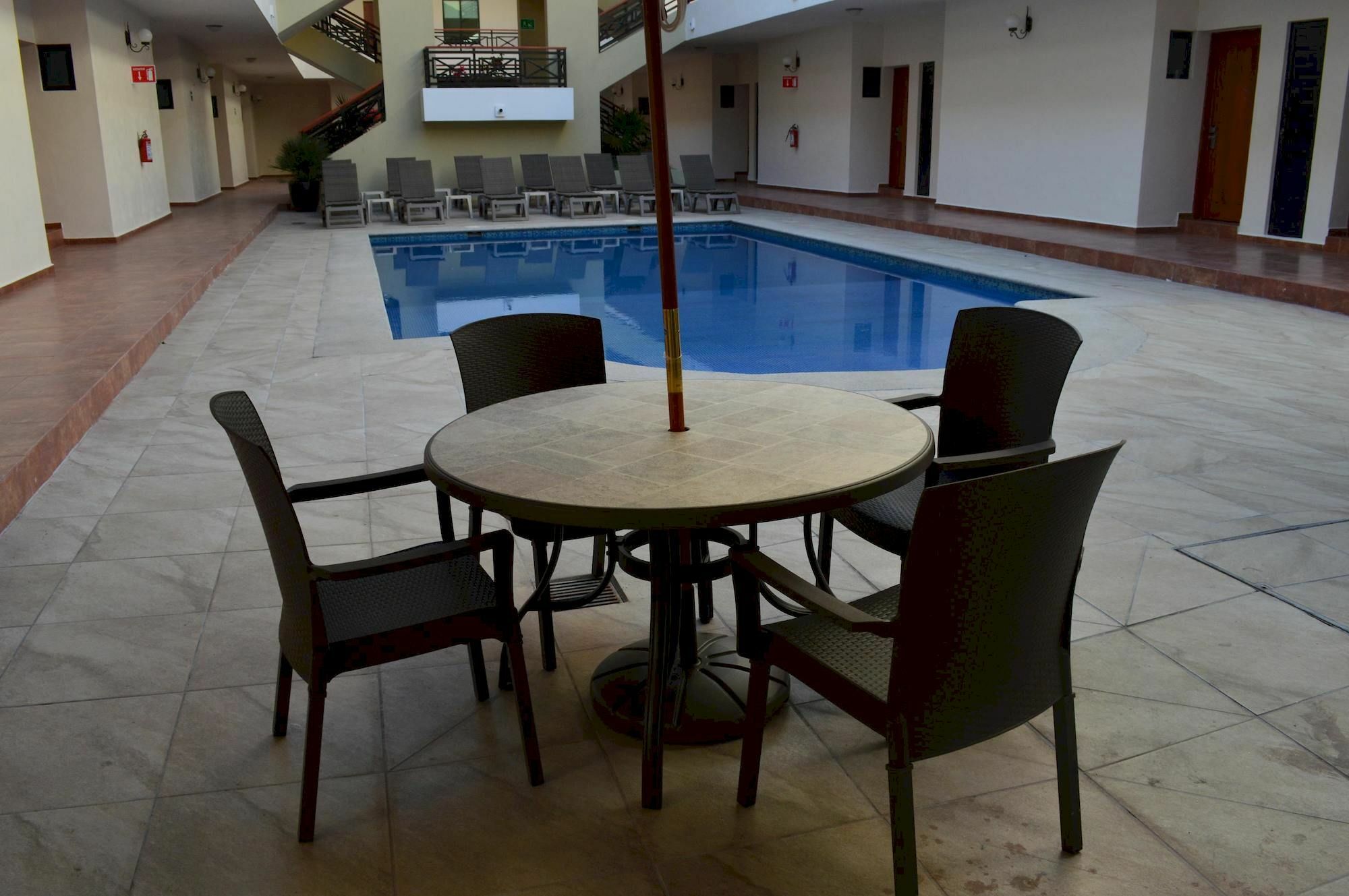 Concierge Plaza La Villa Colima Buitenkant foto