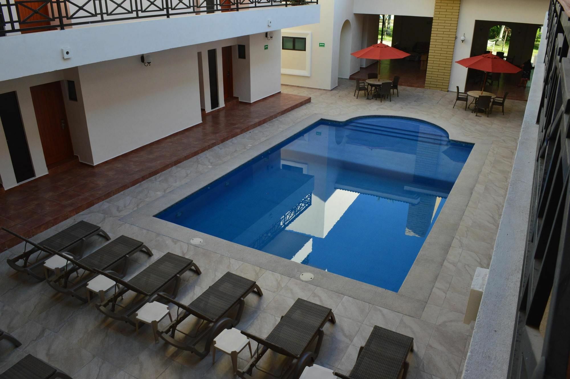 Concierge Plaza La Villa Colima Buitenkant foto