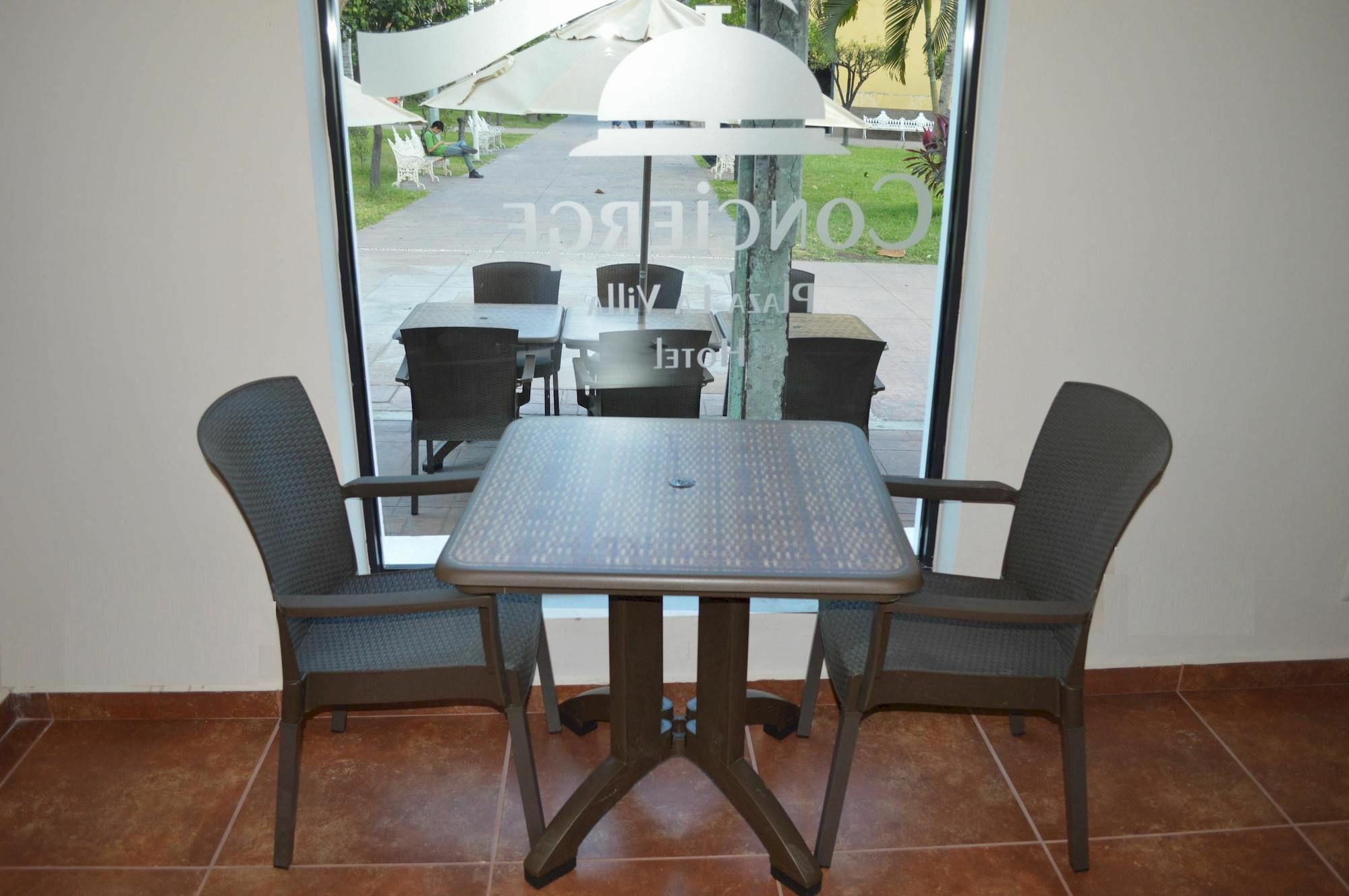 Concierge Plaza La Villa Colima Buitenkant foto
