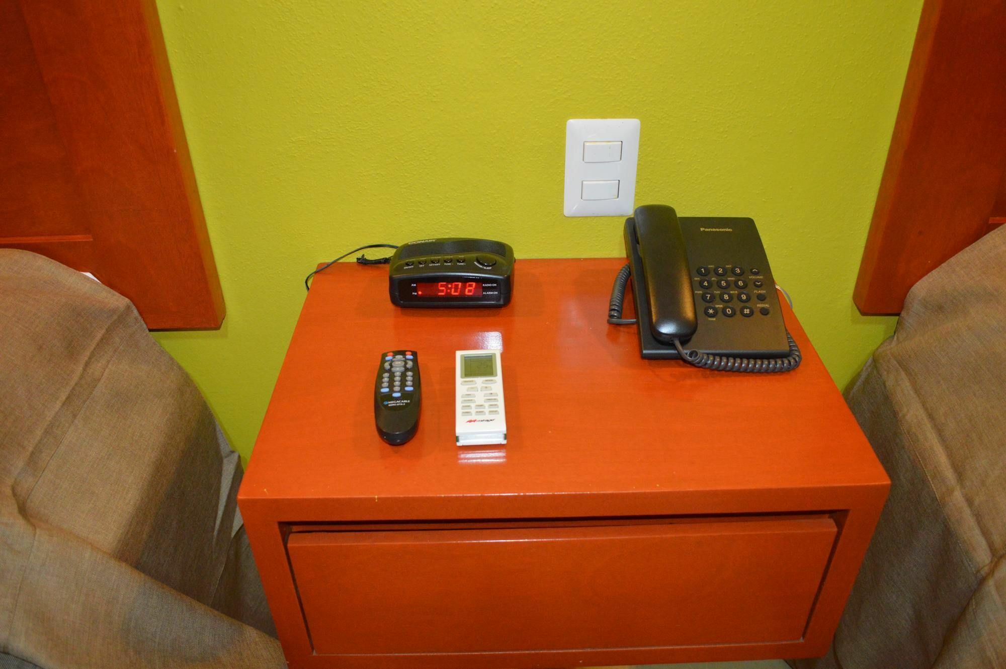 Concierge Plaza La Villa Colima Buitenkant foto