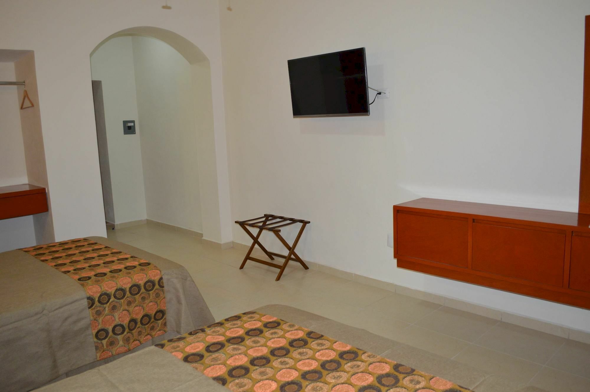 Concierge Plaza La Villa Colima Buitenkant foto